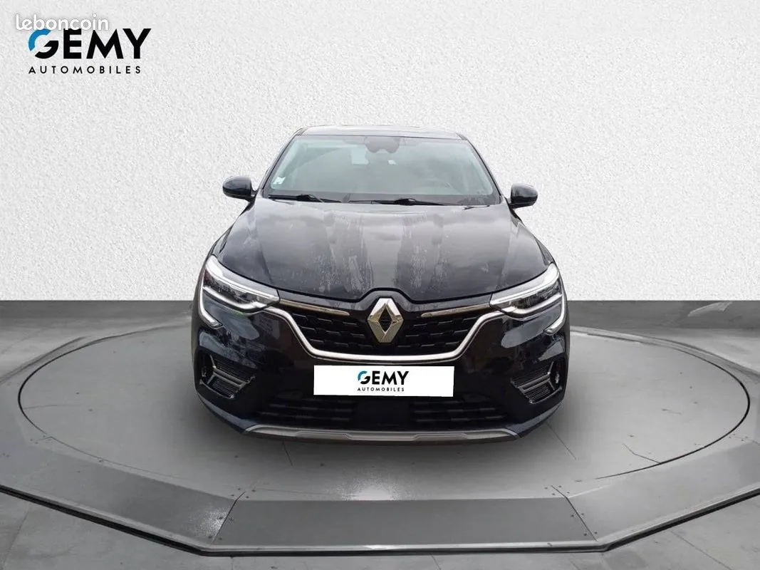 Renault Arkana 2023 photo 2