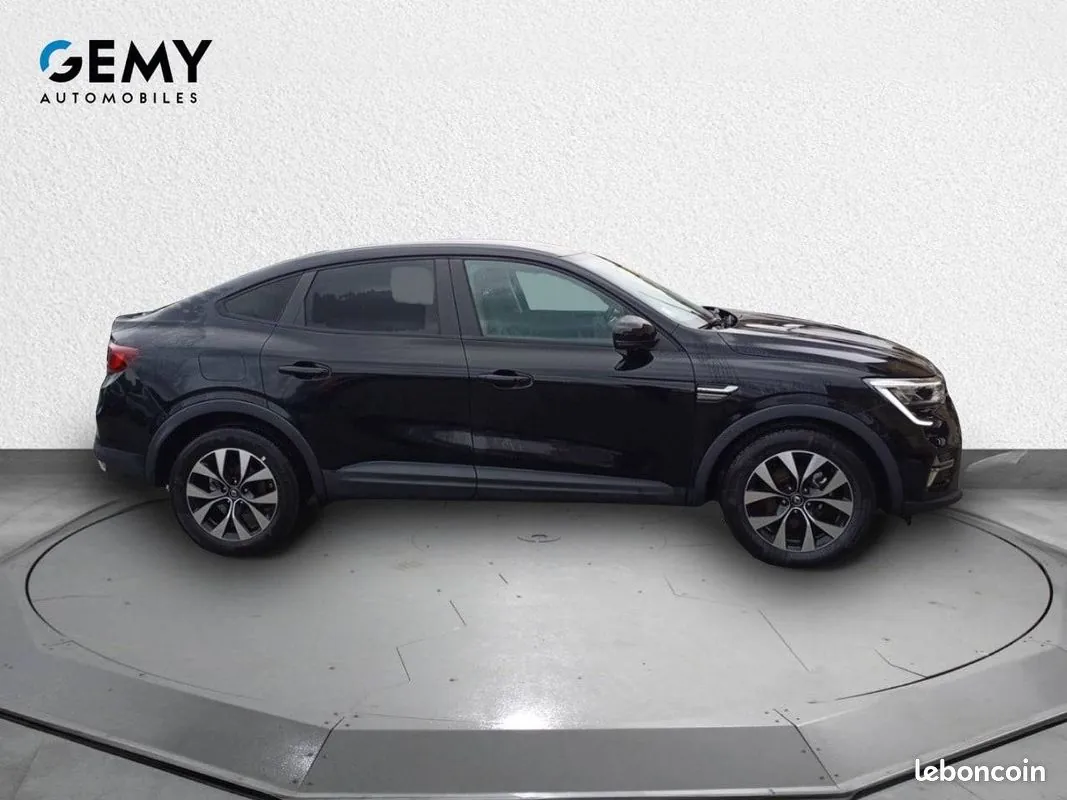 Renault Arkana 2023 photo 4