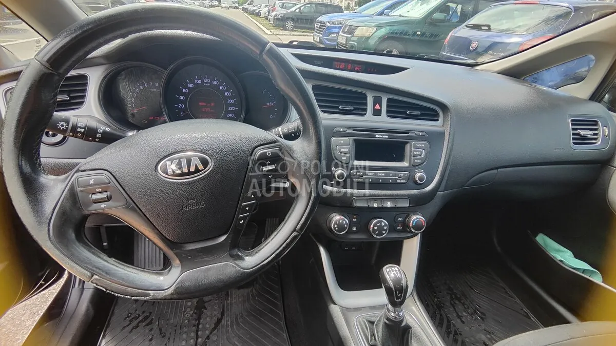 Kia Ceed 2013 photo 5