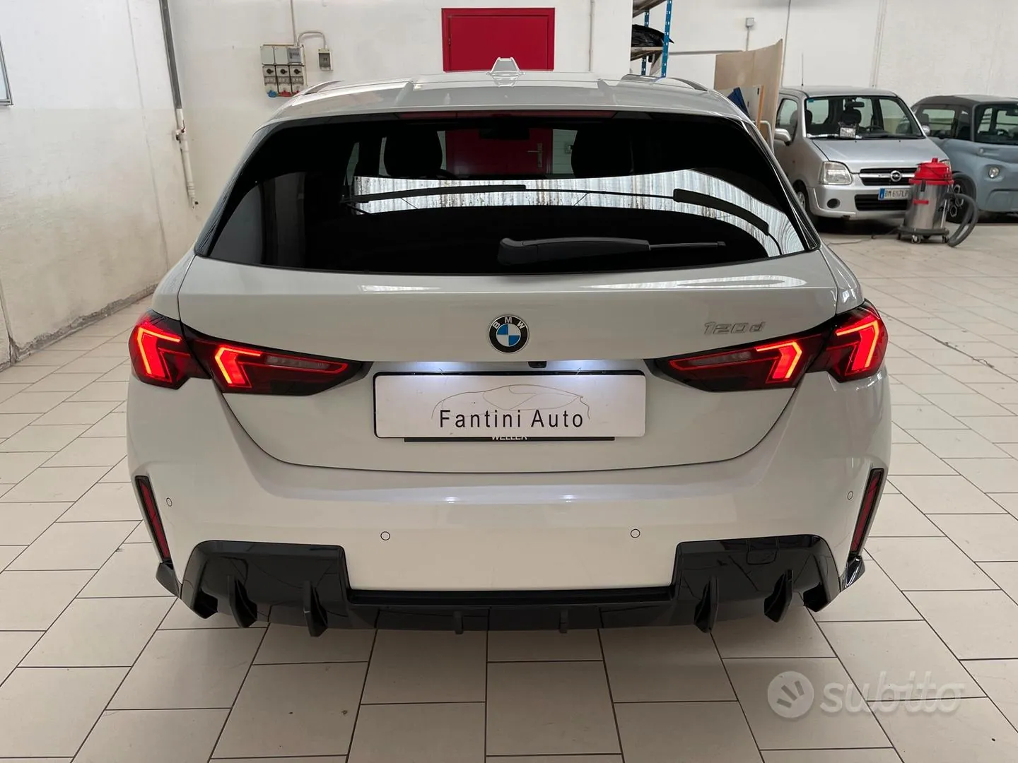 BMW 120 2025 photo 4