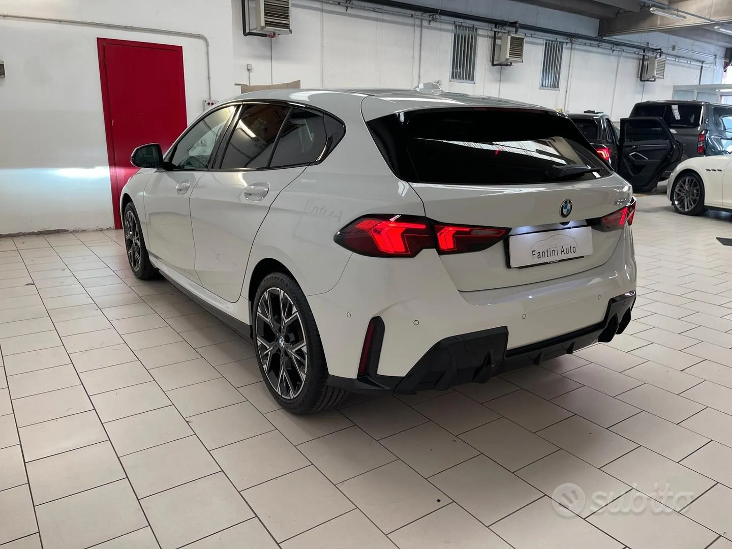 BMW 120 2025 photo 5