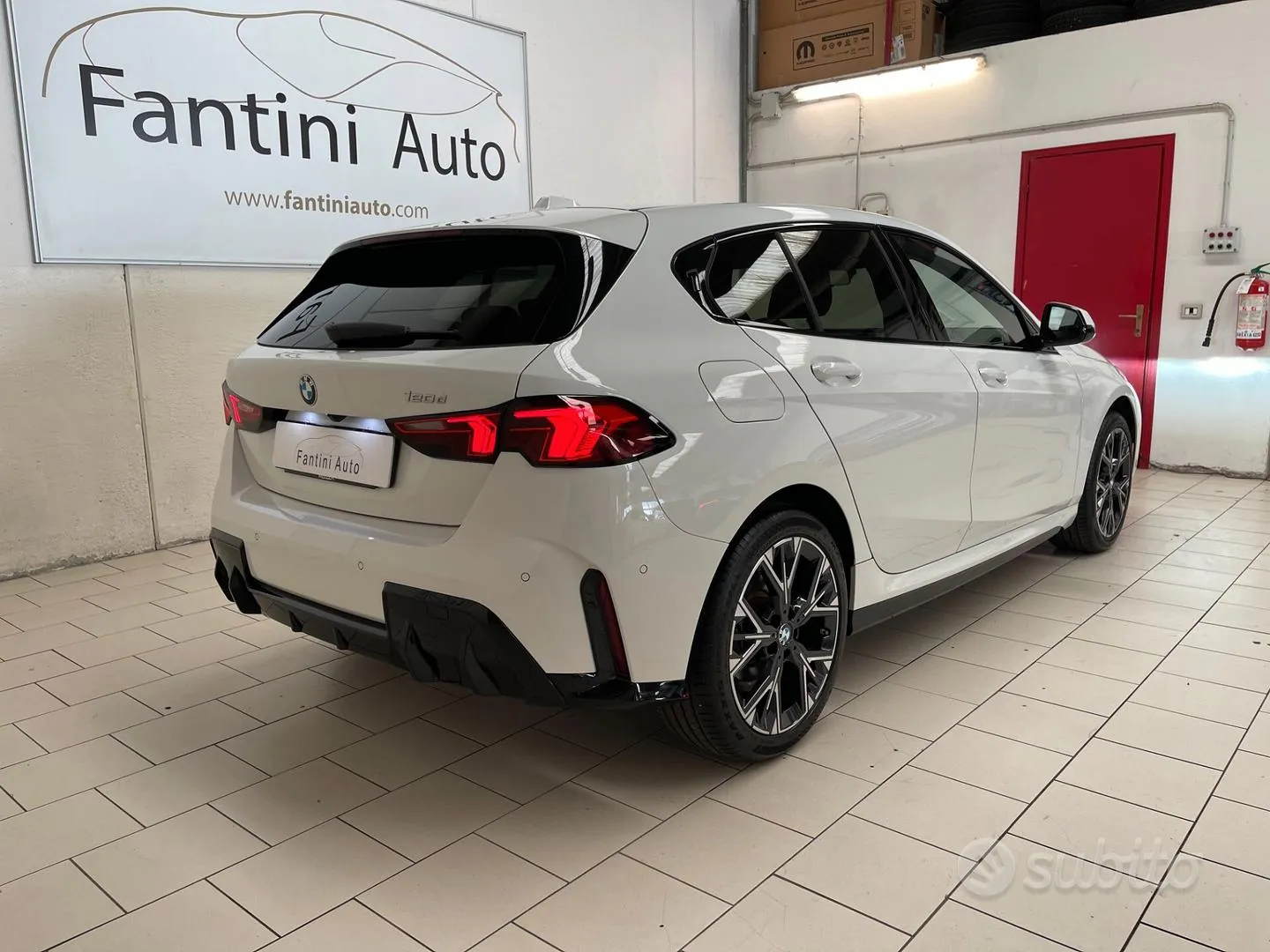 BMW 120 2025 photo 3