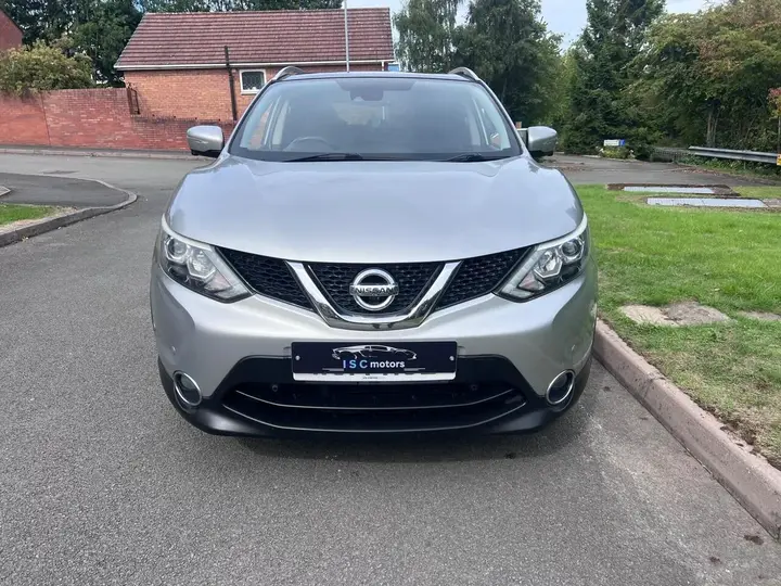Nissan Qashqai 2014 photo 2