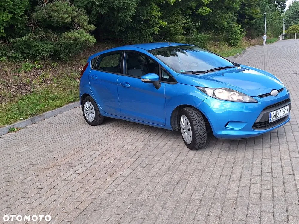 Ford Fiesta 2010 photo 5