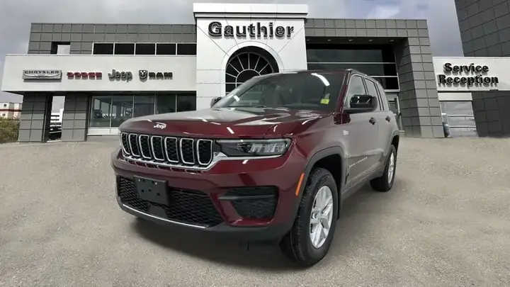 Jeep Grand Cherokee 2026 photo 2