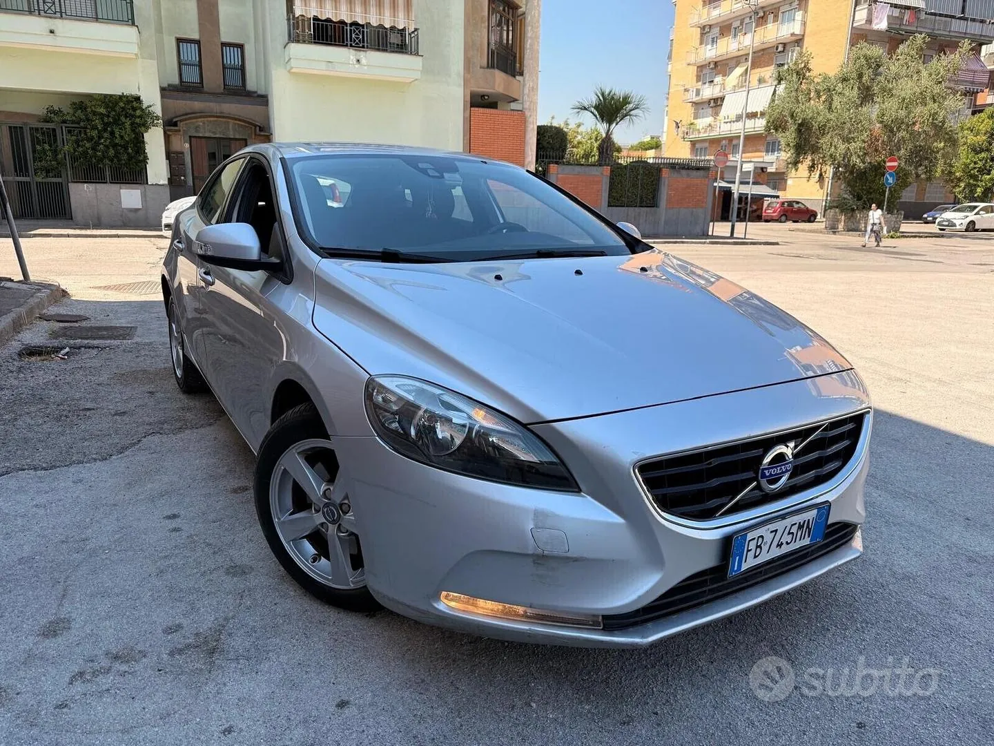 Volvo V40 2016 photo 4