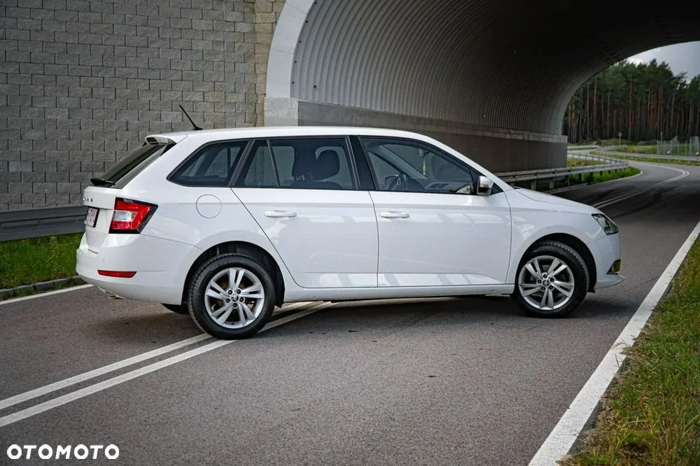 Skoda Fabia 2020 photo 5