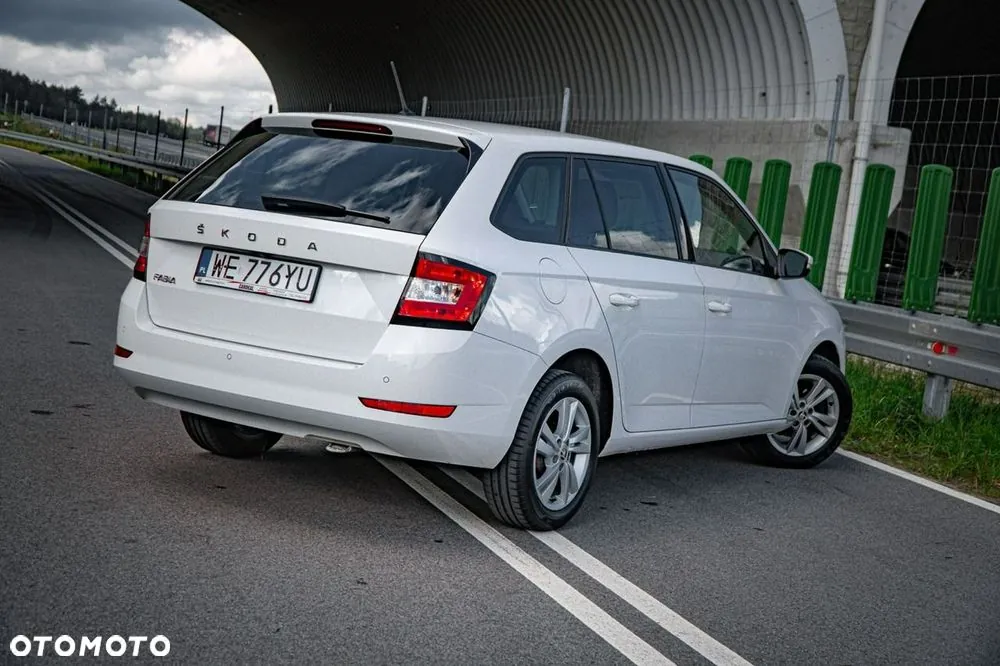 Skoda Fabia 2020 photo 4