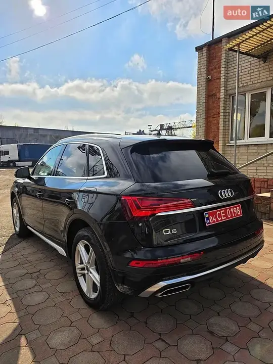 Audi Q5 2021 photo 2