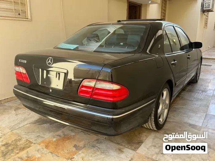 Mercedes-Benz E-Class 2001 photo 3