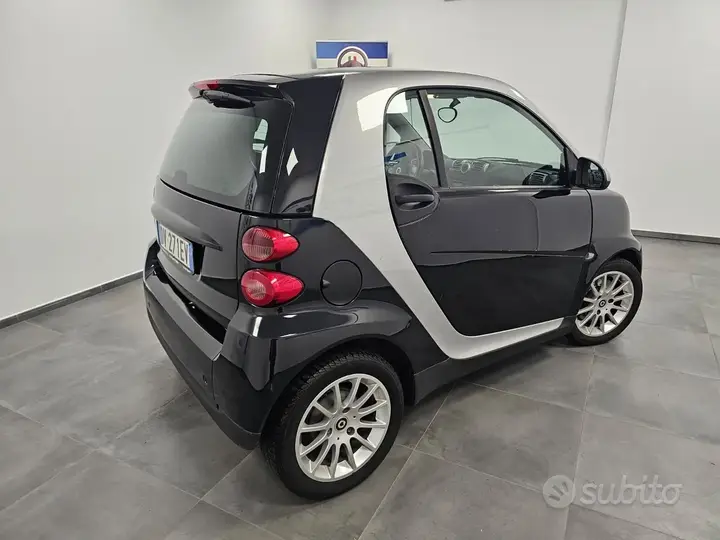 Smart Fortwo 2008 photo 4