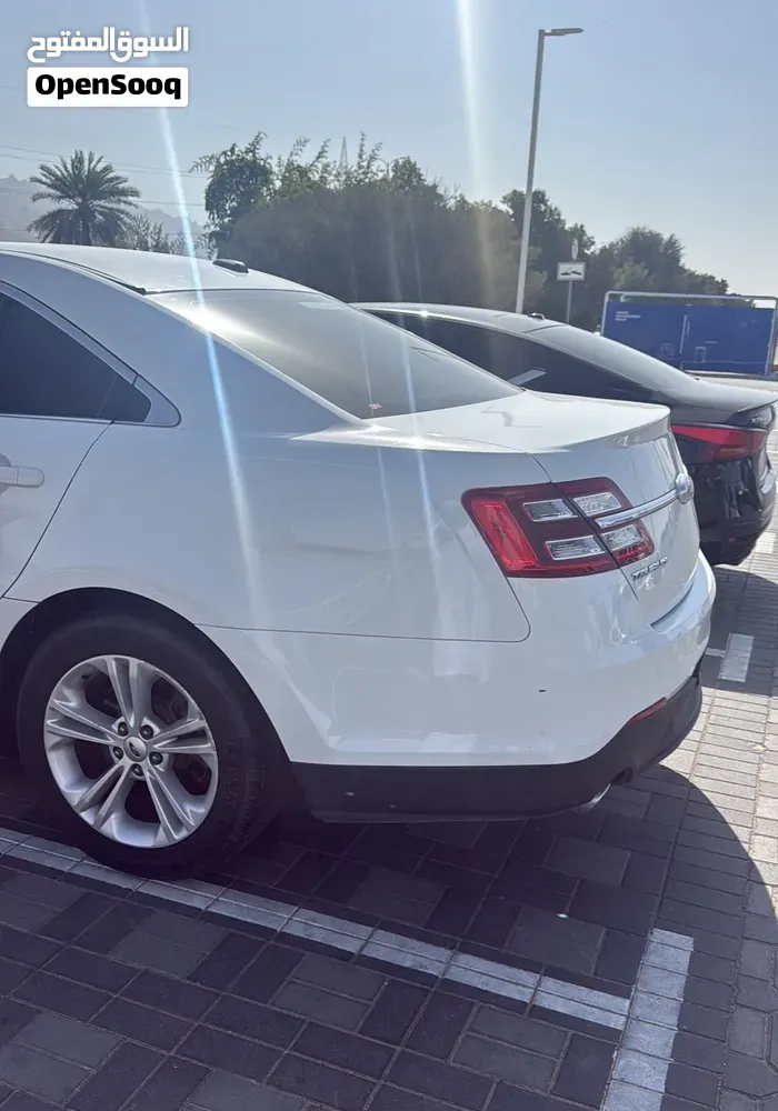 Ford Taurus