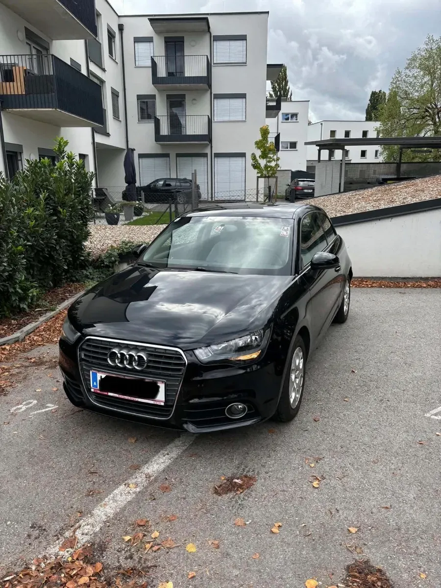 Audi A1 2011 photo 2