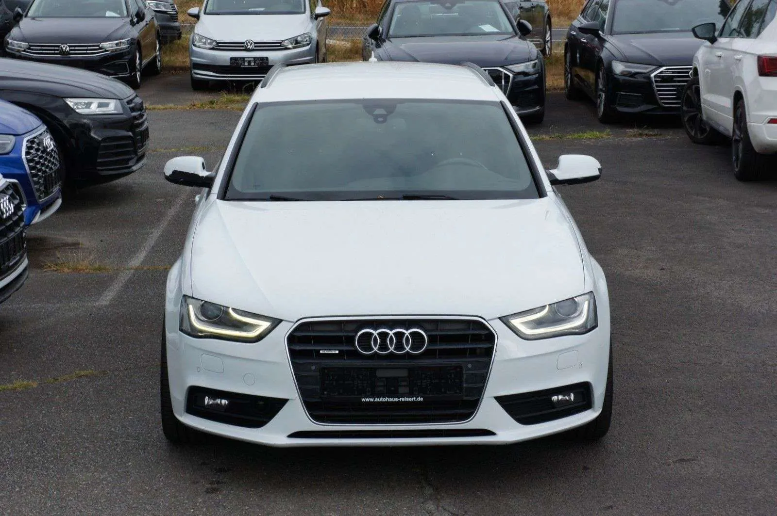 Audi A4 Avant 2014 photo 5