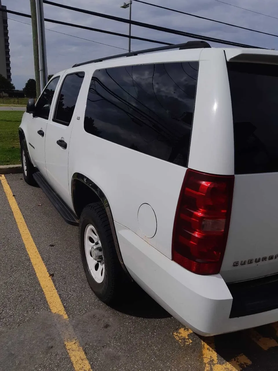 Chevrolet Suburban 2007 photo 2