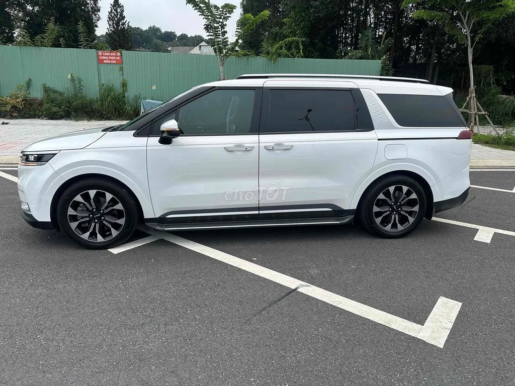 Kia Carnival 2022 photo 3