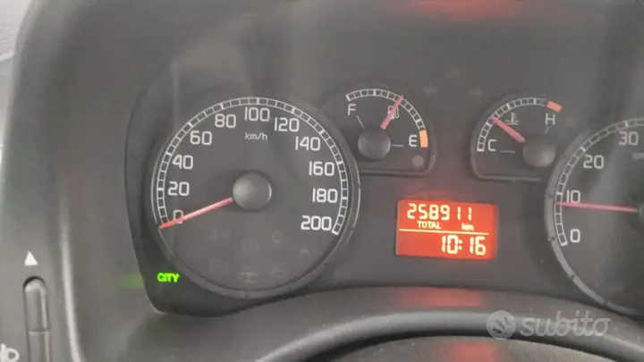 Fiat Punto 2005 photo 5
