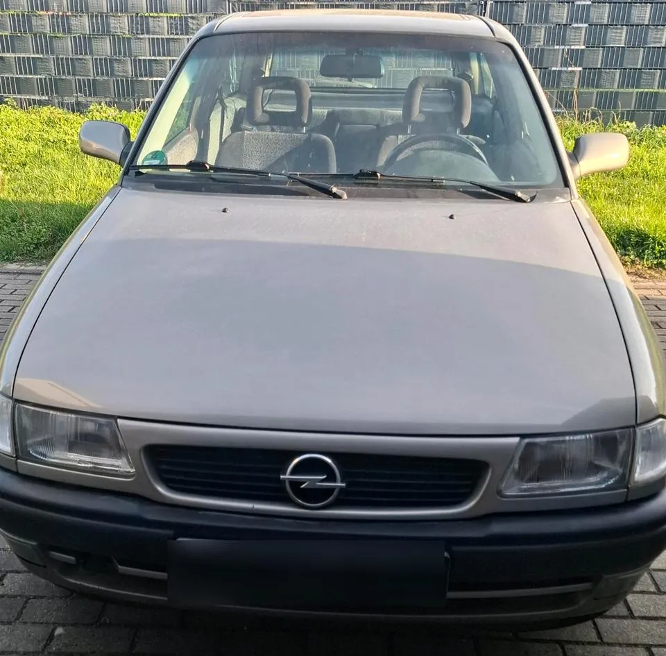 Opel Astra F