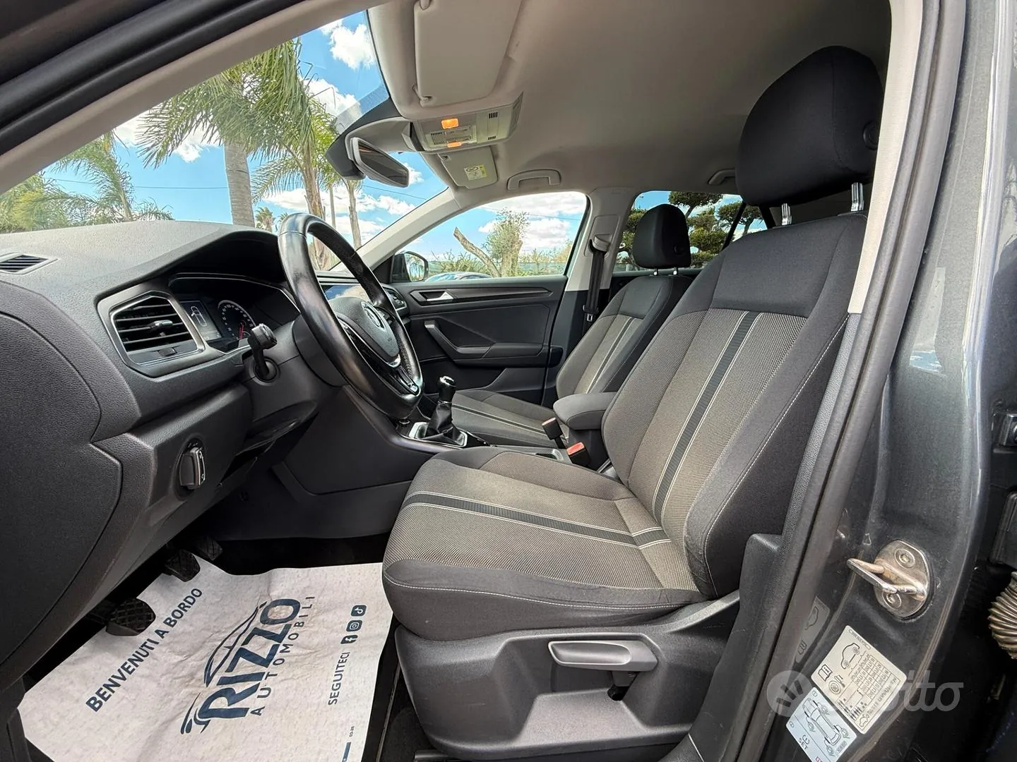 Volkswagen T-Roc 2019 photo 5