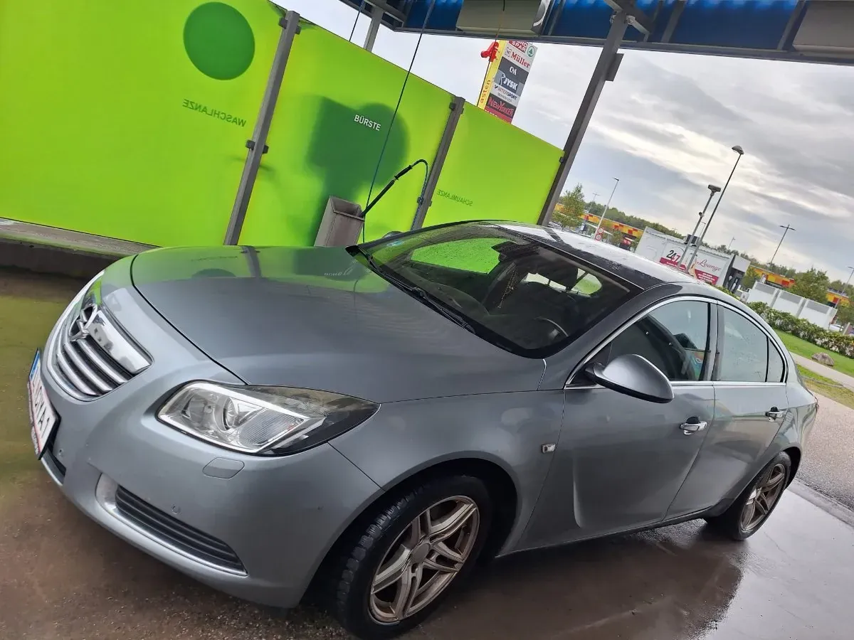 Opel Insignia 2009 photo 2
