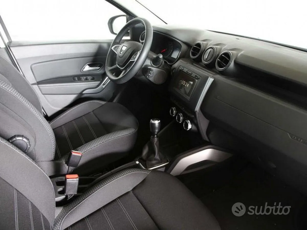 Dacia Duster 2020 photo 2