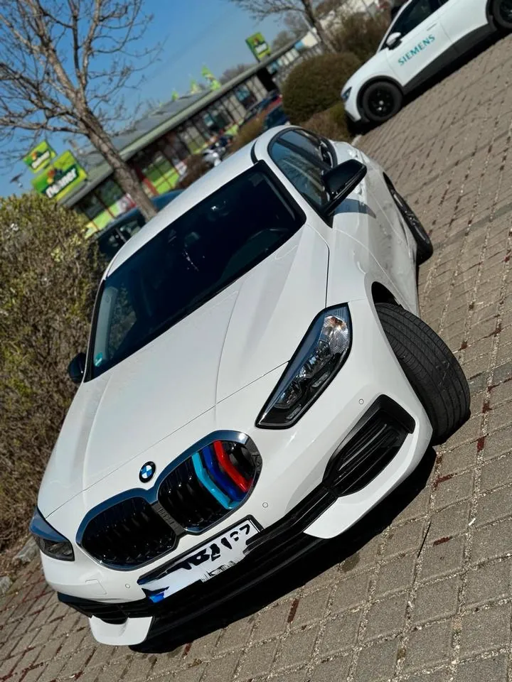 BMW 118I