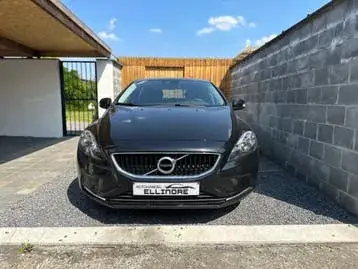 Volvo V40 2017 photo 2