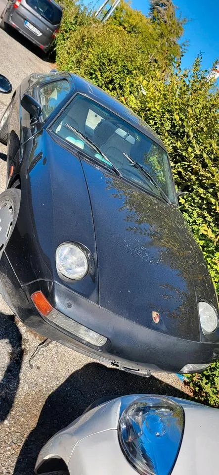Porsche 928 S4