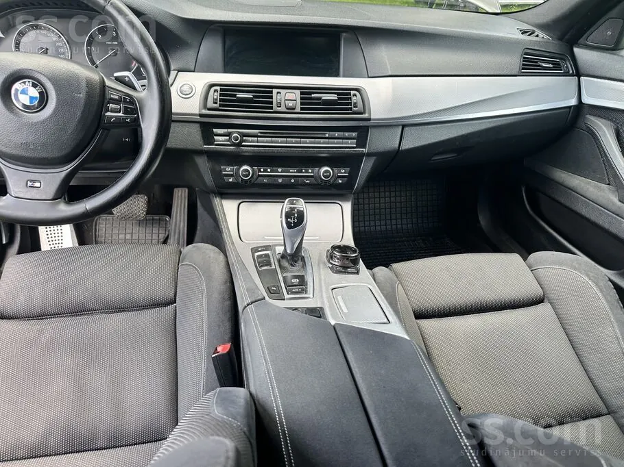 BMW 530 2011 photo 5