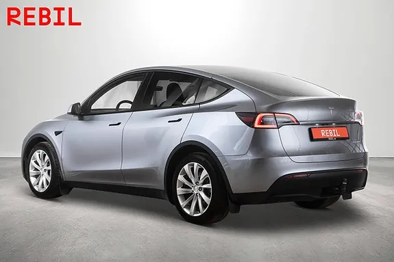 Tesla Model Y 2023 photo 5