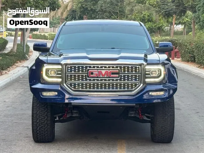 GMC Sierra