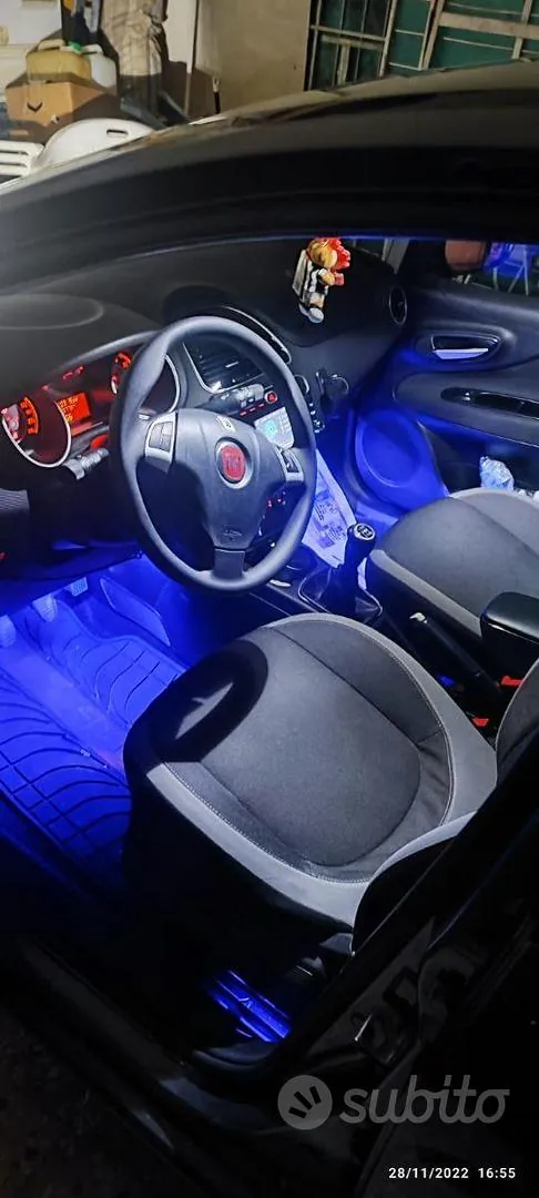 Fiat Punto 2012 photo 3
