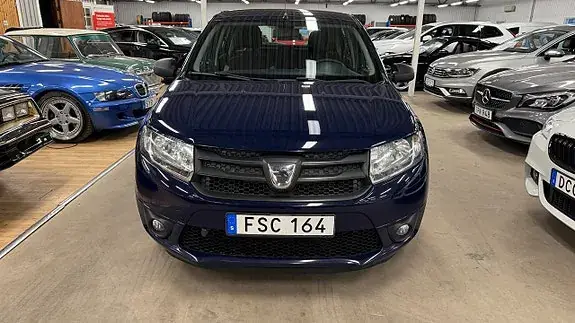 Dacia Sandero 2015 photo 2