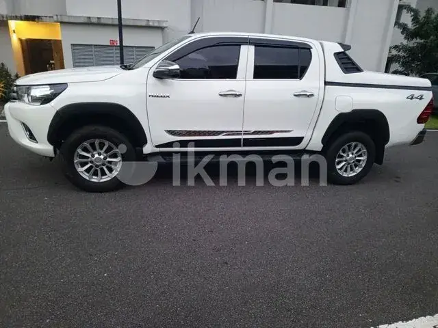Toyota Hilux 2018 photo 2