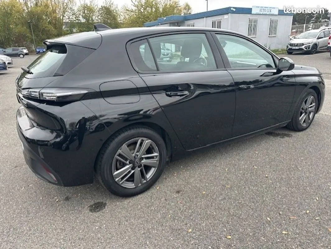 Peugeot 308 2022 photo 3
