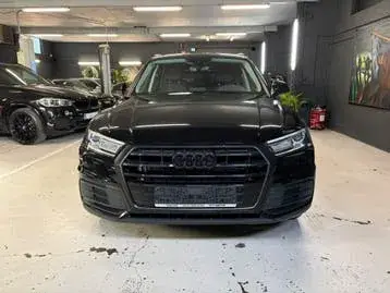 Audi Q5 2017 photo 2