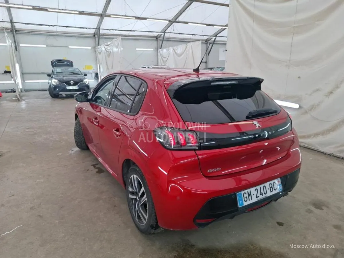 Peugeot 208 2023 photo 3