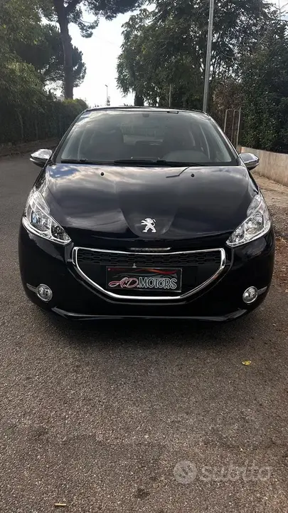 Peugeot 208 2015 photo 3