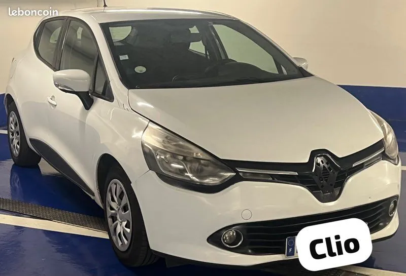 Renault Clio 2016 photo 2