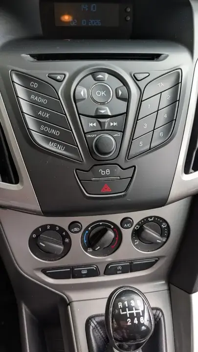 Ford Focus 2013 photo 2