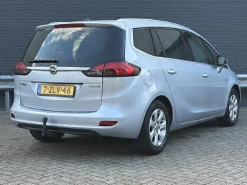 Opel Zafira 2015 photo 2