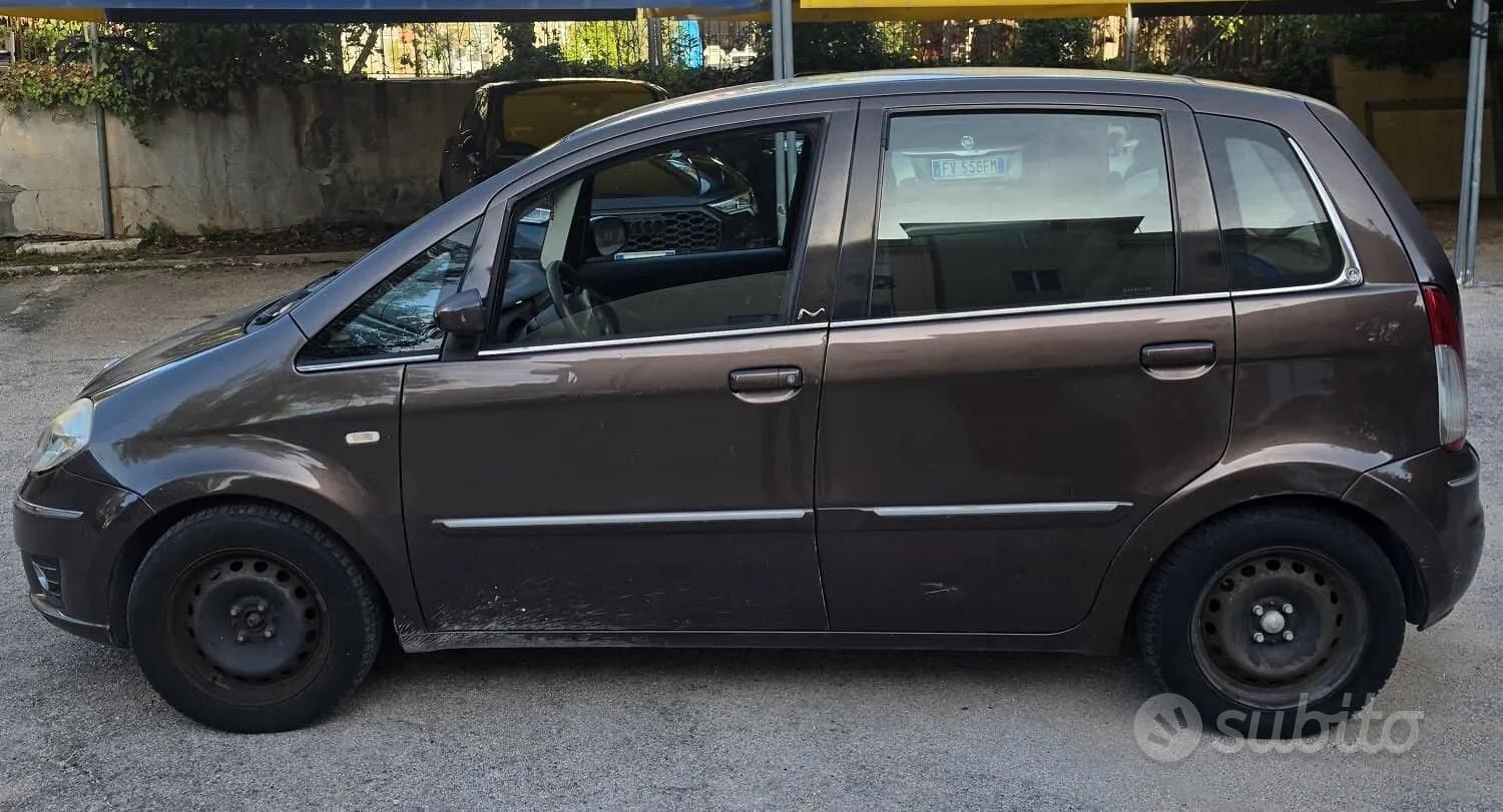 Lancia Musa 2008 photo 5