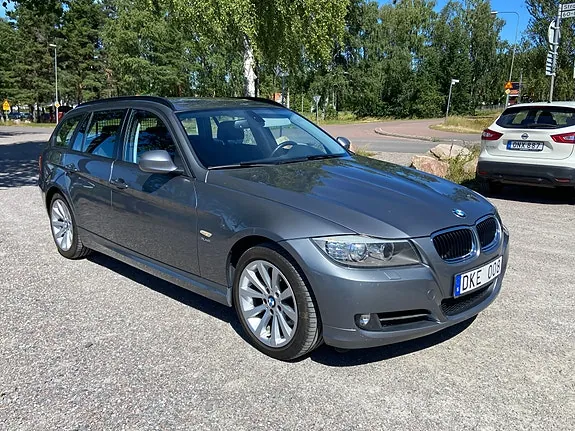 BMW 320D 2012 photo 2
