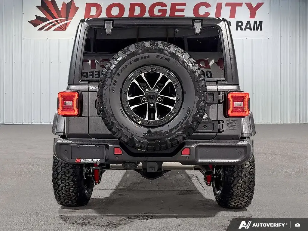 Jeep Wrangler 2026 photo 5