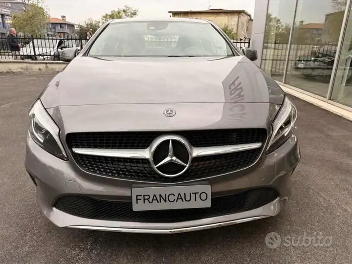 Mercedes-Benz A 2018 photo 2