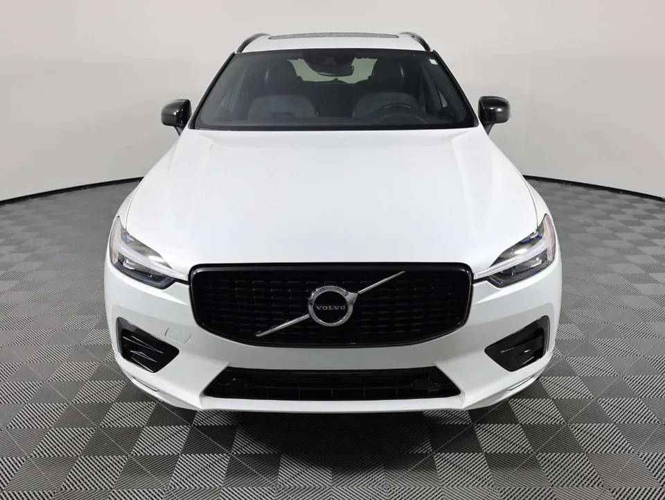 Volvo Xc60 2021 photo 2