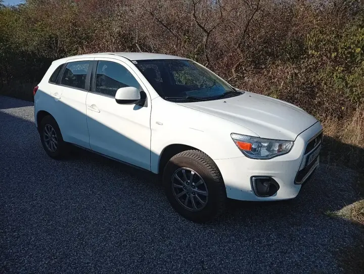 Mitsubishi Asx 2016 photo 2