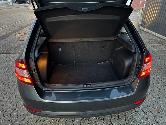 Skoda Rapid 2017 photo 5