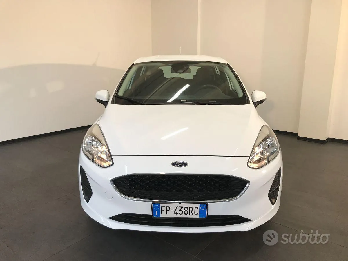 Ford Fiesta 2018 photo 2