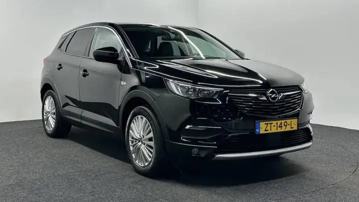 Opel Grandland X 2019 photo 3
